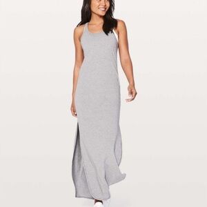 Lululemon pre-owned Refresh Maxi Dress size 6 Medium Grey excellent condition